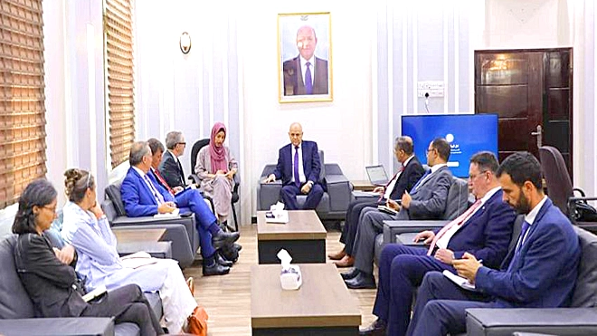محافظ تعز يستعرض مع البعثة الأوروبية تداعيات حصار المحافظة